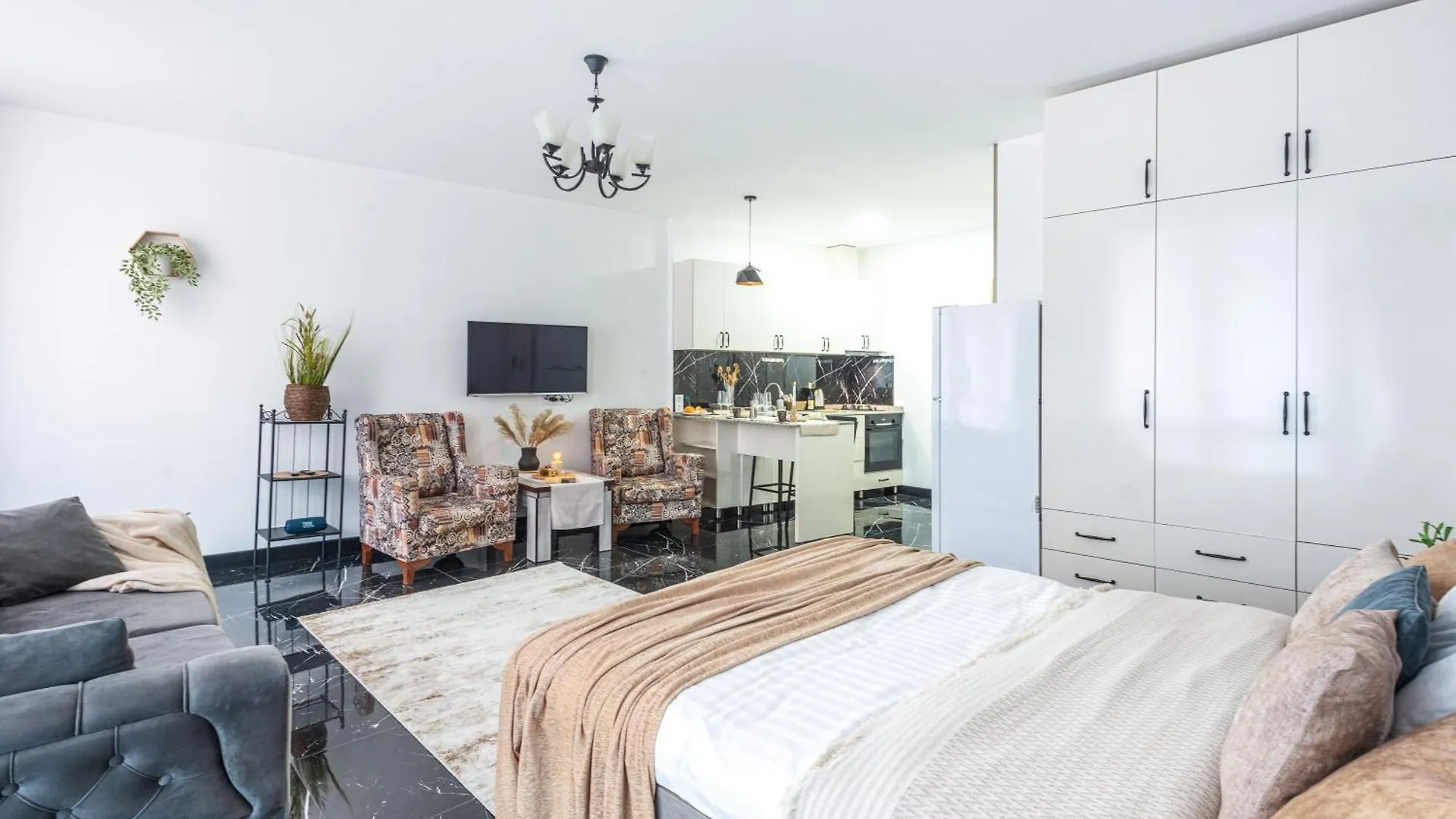 Azure Corner Retreat By Aesthaven Apartment Batumi